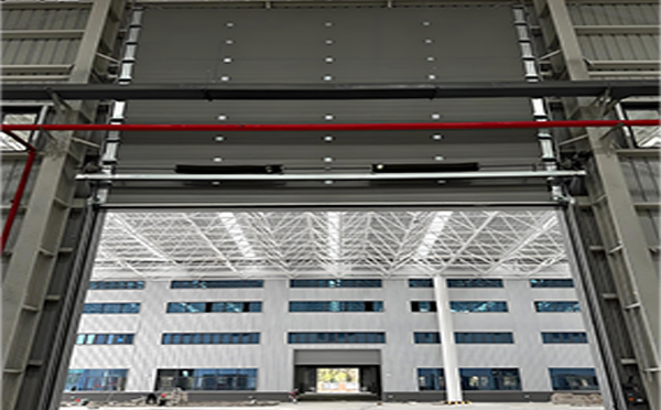 新和工业提升门