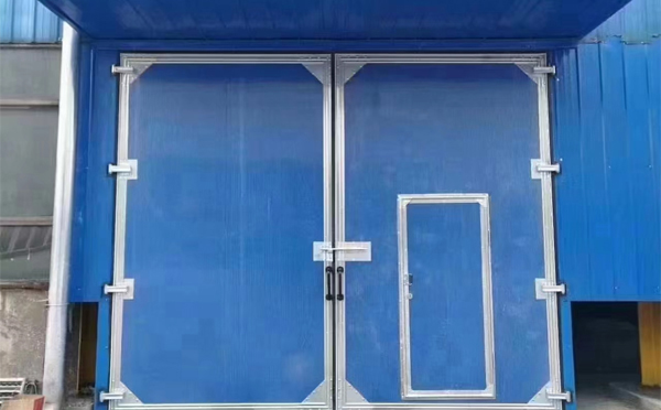 新和平开门和推拉门的区别