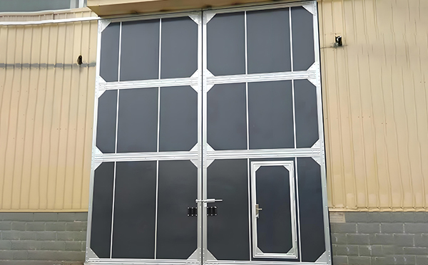 厂房新和工业门选择与维护全解析:提升效率与安全的关键要素 厂房新和工业门选择与维护全解析:提升效率与安全的关键要素