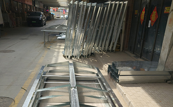 2025新和排烟窗维护周期与电动开启故障排查